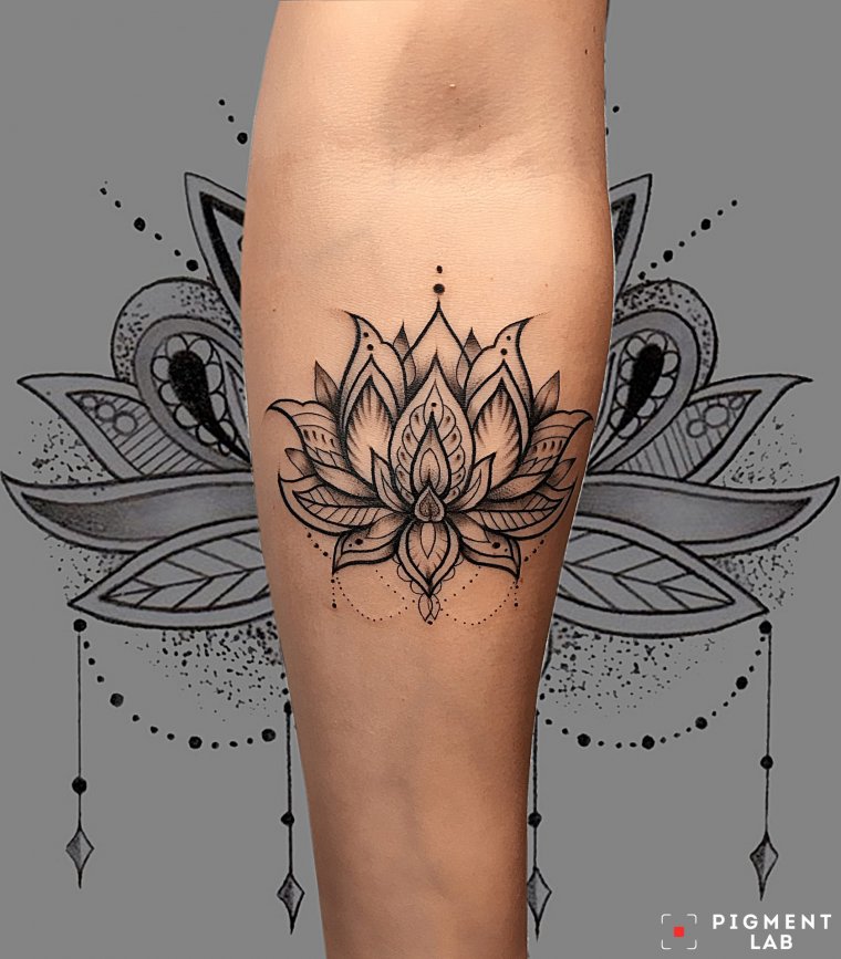 Тату лотос на руке - эскизы и реализованные (65 фото) 1 Тату лотос на предплечье