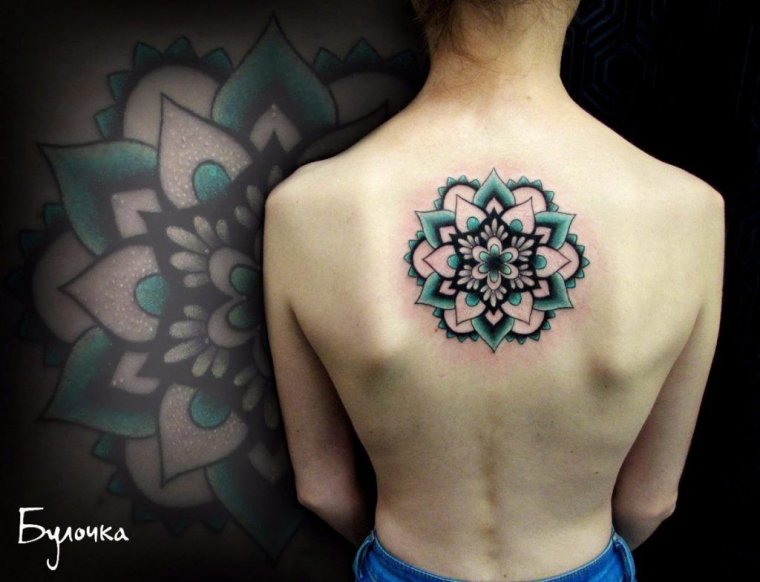 Татуировки приносящие удачу и богатство для девушек (49 фото) 1 Тату Клевер с подковой эскизы