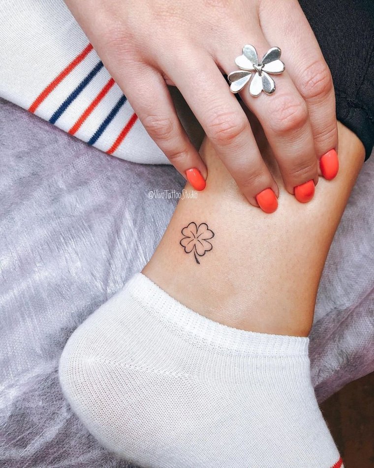 Татуировки для девочек подростков: маленькие и милые (64 фото) 21 Мини тату