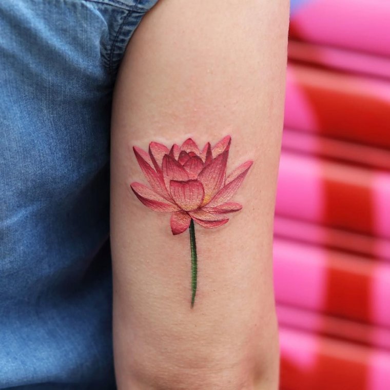 Тату лотос на руке - эскизы и реализованные (65 фото) 18 Розовый лотос тату